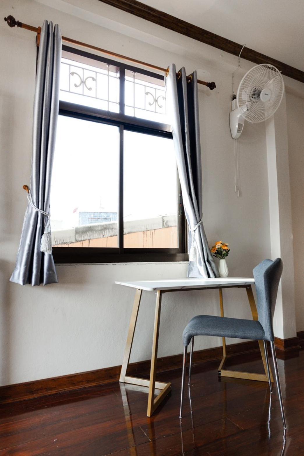 2B Cozy Hostel ตรัง Bagian luar foto