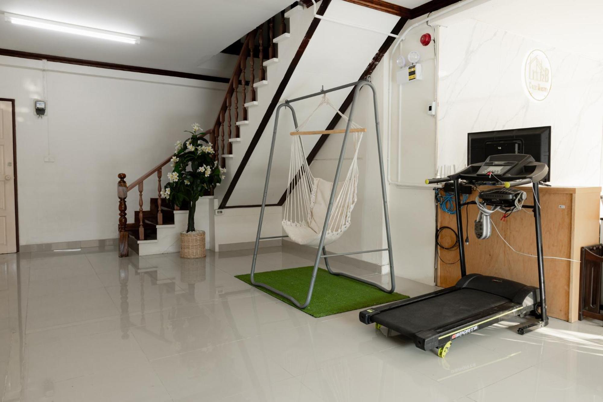 2B Cozy Hostel ตรัง Bagian luar foto