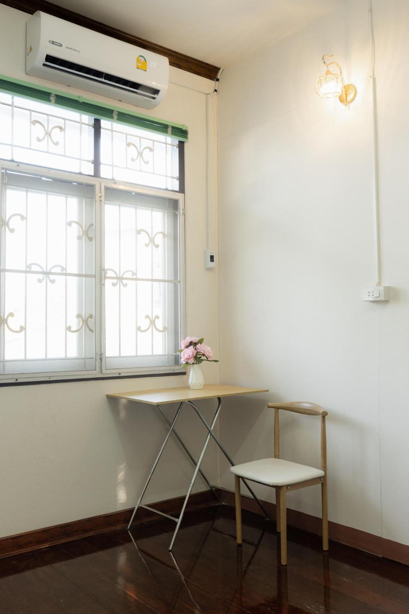 2B Cozy Hostel ตรัง Bagian luar foto