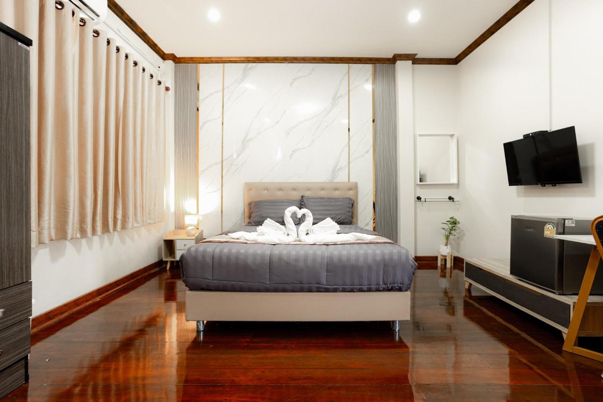 2B Cozy Hostel ตรัง Bagian luar foto