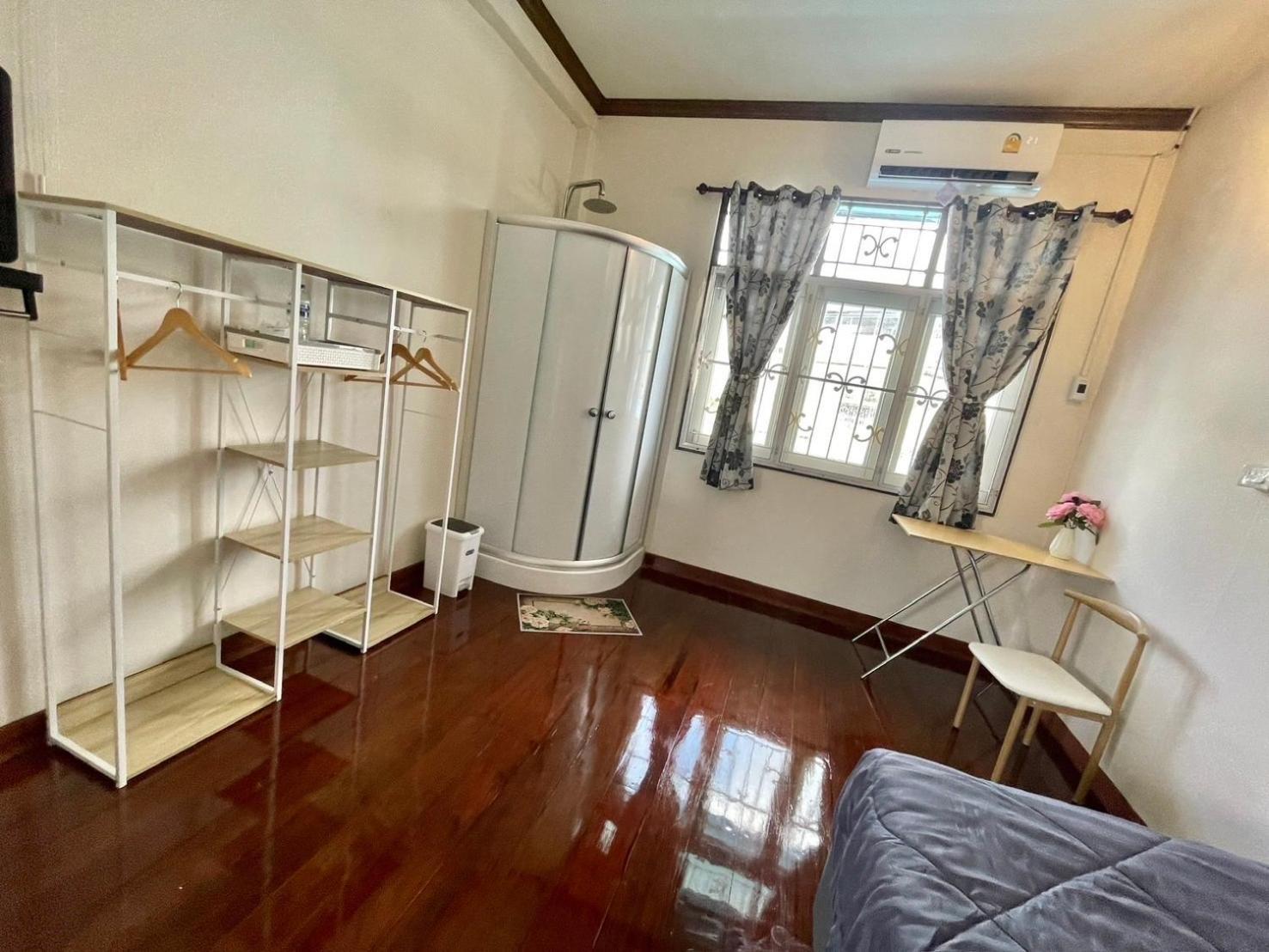 2B Cozy Hostel ตรัง Bagian luar foto